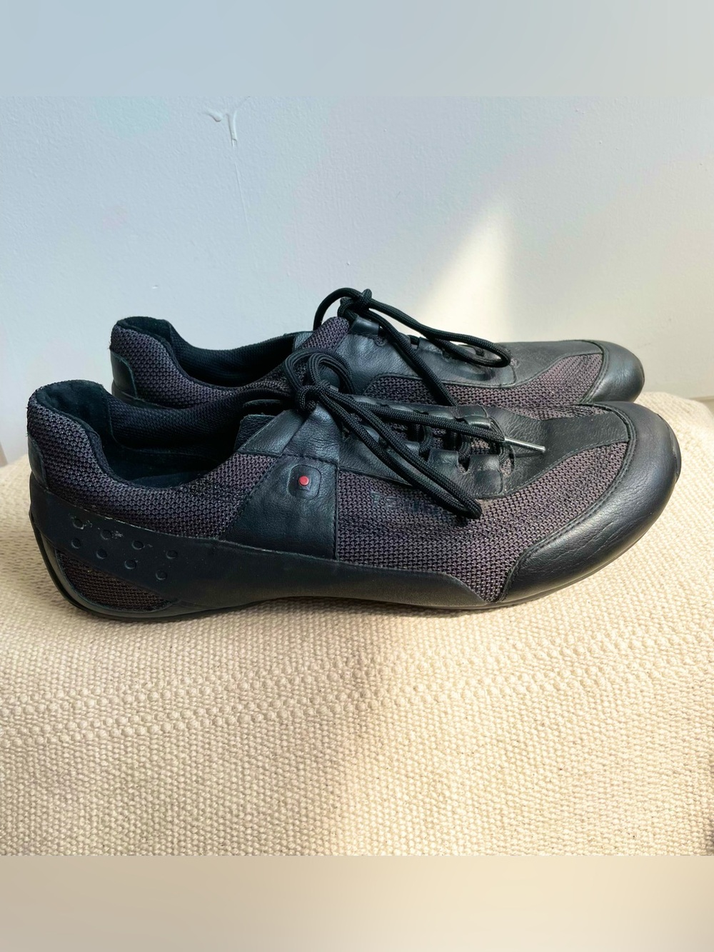 TSUBO Men’s  Size 12 Lace Up Driving Sneakers Camper Style Gorpcore